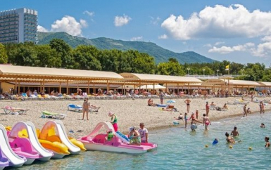 - пансионат Приветливый берег