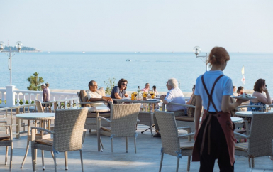 - пансионат Приветливый берег